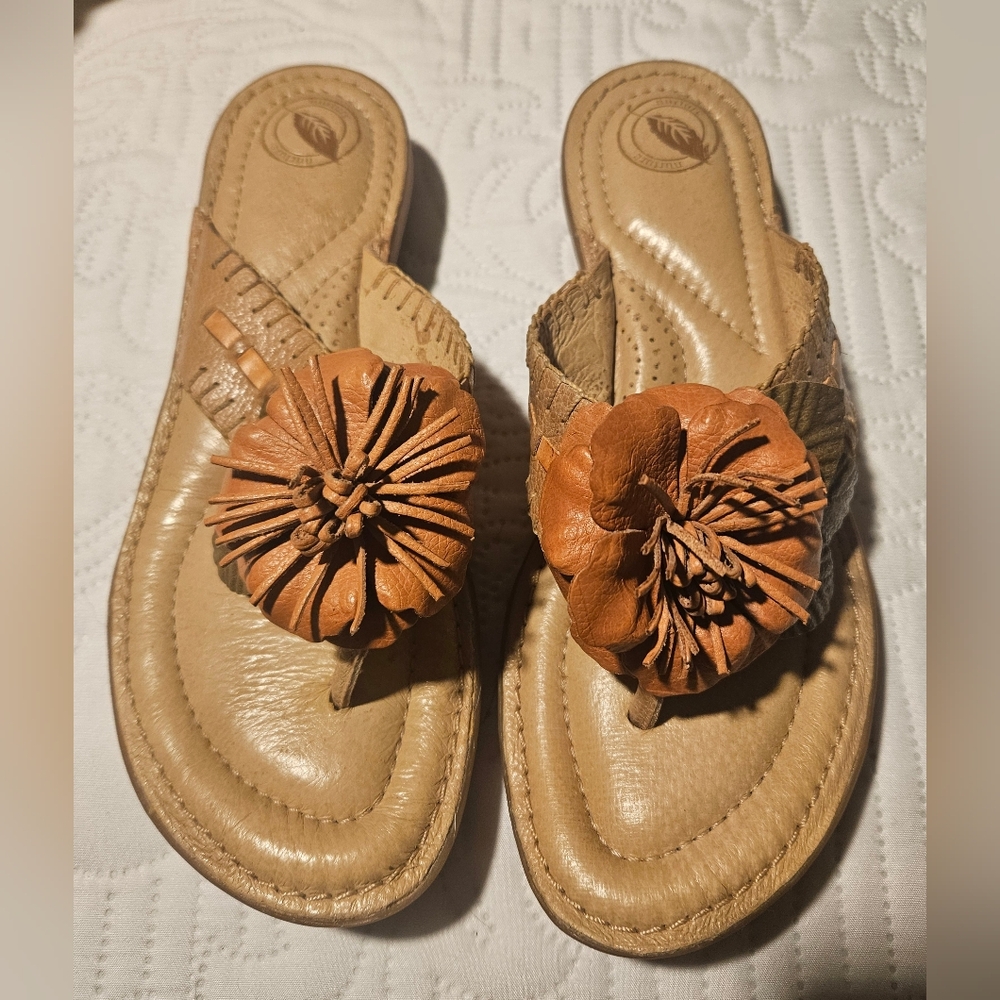 Nurture size 8 thongs
